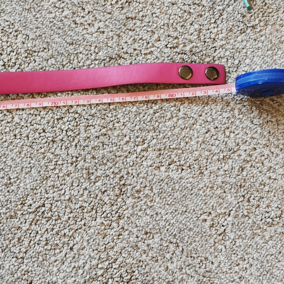 FREE with purchase - Pink faux leather belt - Picture 3 of 4